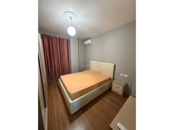 Tirane, jepet me qera apartament 1+1 Kati 5, 68 m² 500 € (Unaza e re, Astir)