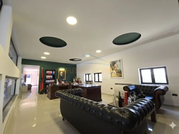 Tirane, shitet ambjent biznesi Kati 2, 930 m² 1.100.000 € (Vore-Fushekruje)