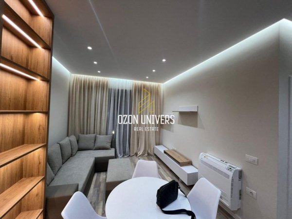 Tirane, jepet me qera apartament 1+1+Ballkon Kati 2, 58 m² 550 € (Rruga 5 Maji)