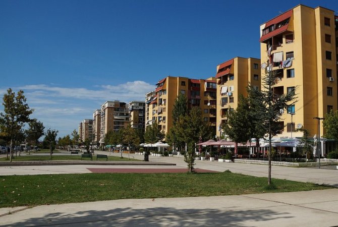 Tirane, shitet apartament 1+1+Ballkon Kati 2, 65 m² 91.196 € (Fusha e Aviacionit)
