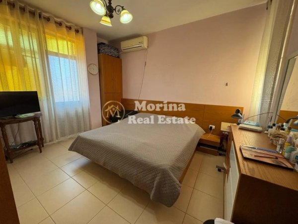 Tirane, jepet me qera apartament 2+1 Kati 3, 100 m² 570 € (Selvia)