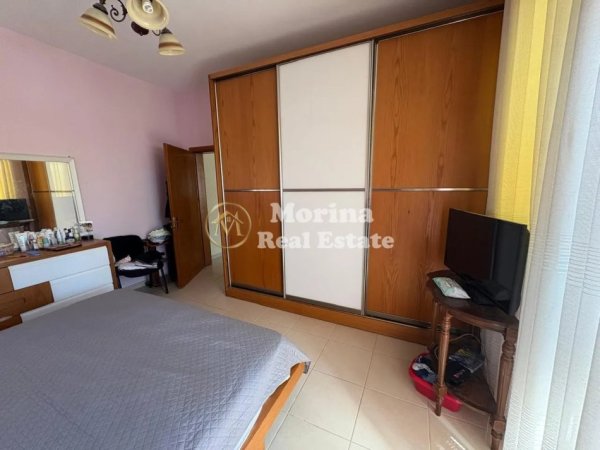 Tirane, jepet me qera apartament 2+1 Kati 3, 100 m² 570 € (Selvia)