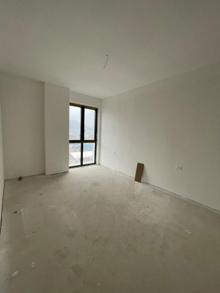 Tirane, shitet apartament 2+1+Ballkon Kati 2, 92 m² 125.300 € (Ish Dogana)