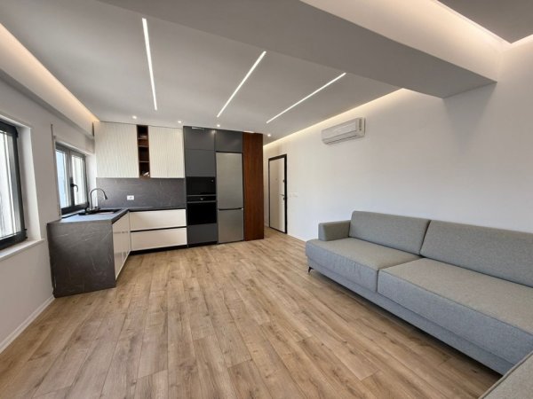 Tirane, shitet apartament 1+1 , 66 m² 162.000 € 