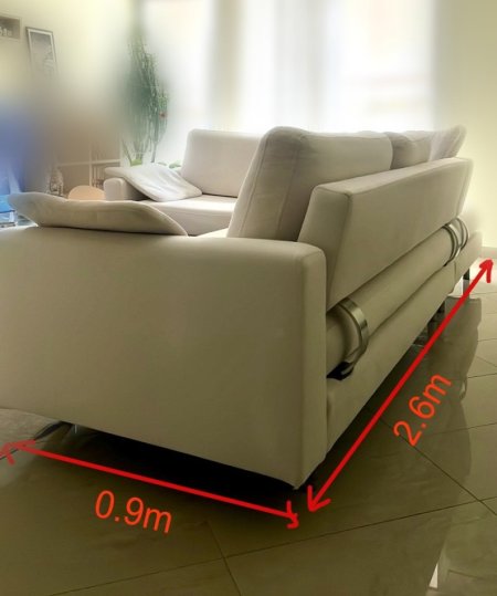 Tirane, shes Shitet divan këndi (cep) 500 €