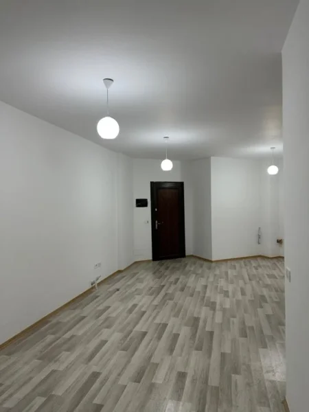 Tirane, shitet apartament 2+1 , 110 m² 132.000 € (yzberisht)