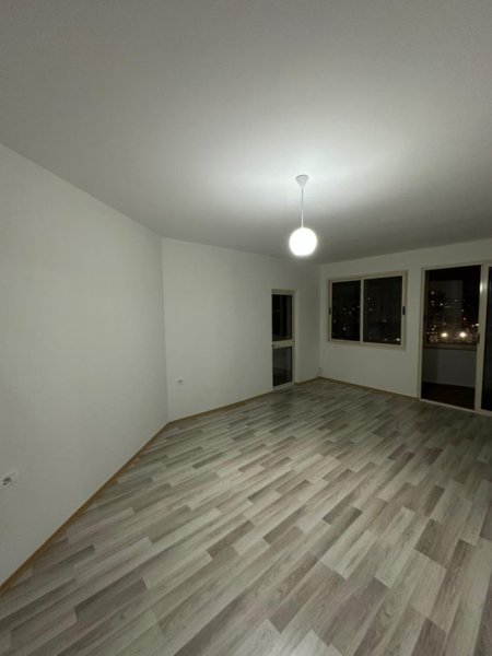 Tirane, shitet apartament 2+1 , 110 m² 132.000 € (yzberisht)