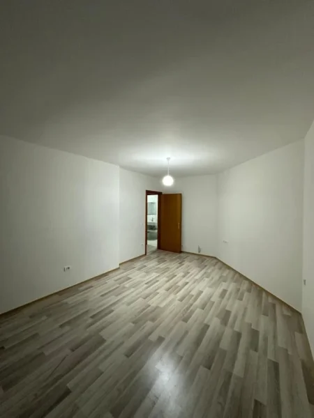 Tirane, shitet apartament 2+1 , 110 m² 132.000 € (yzberisht)