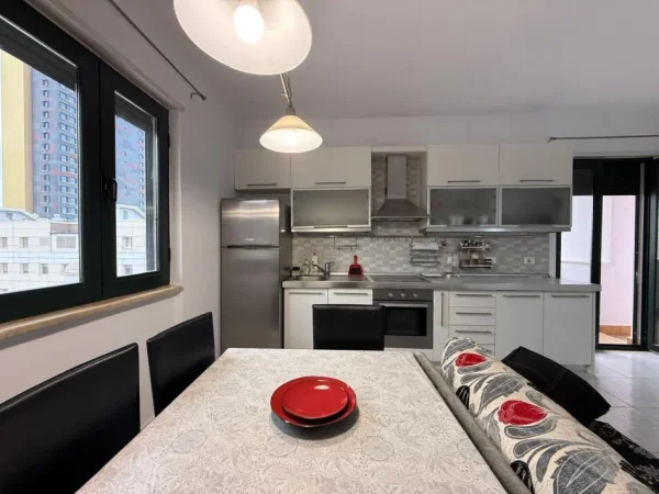 Tirane, shitet apartament 2+1 , 101 m² 293.000 € 