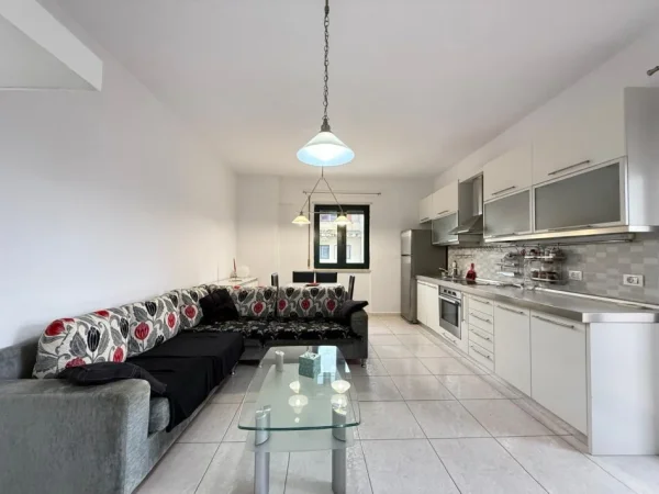 Tirane, shitet apartament 2+1 , 101 m² 293.000 € 