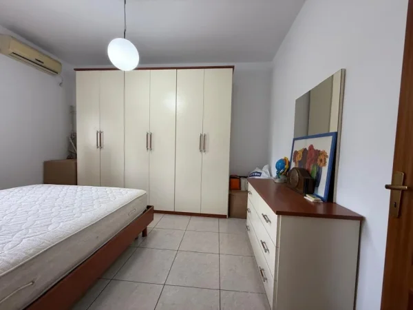Tirane, shitet apartament 2+1 , 101 m² 293.000 € 