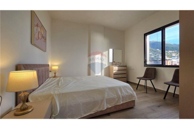 Vlore - Lungomare, shitet apartament 2+1 Kati 3, 65 m² 215.000 € (Dhimiter Konomi, Uji i Ftohtë – pranë Le Pallazine)