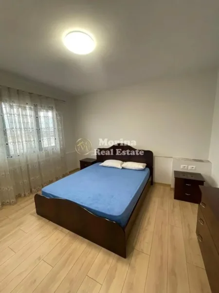 Tirane, jap me qera Vile 1+1 Kati 4, 65 m² 400 € (Selite)