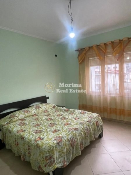 Tirane, jepet me qera Vile 2+1 Kati 4, 80 m² 600 € (Selite)