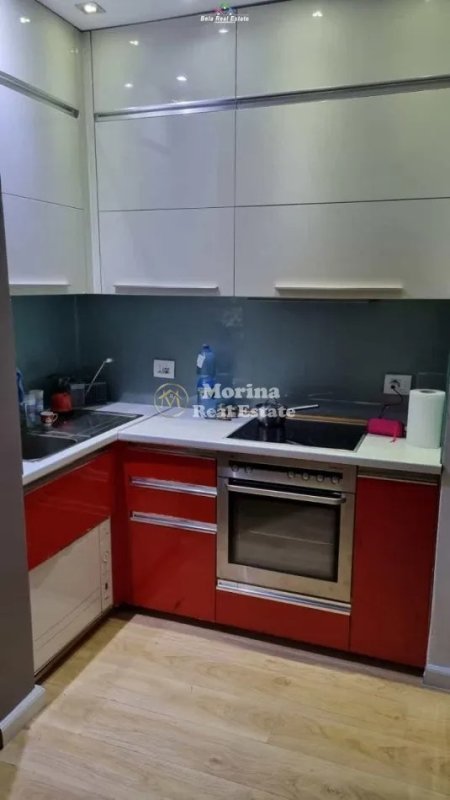 Tirane, jepet me qera apartament 2+1 Kati 8, 80 m² 600 € (Ali Demi)