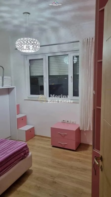 Tirane, jepet me qera apartament 2+1 Kati 8, 80 m² 600 € (Ali Demi)