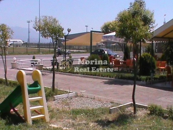 Tirane, shitet truall , 1.000 m² 1.500.000 € (Rinas)