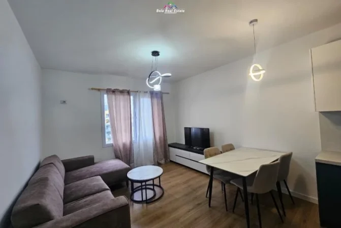 Tirane, jepet me qera apartament 3+1+Ballkon Kati 9, 104 m² 800 € (Rruga Beniamin Kruta)