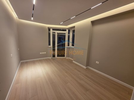 Tirane, shitet apartament 3+1 Kati 8, 112 m² 320.000 € (ISH EKSPOZITA)