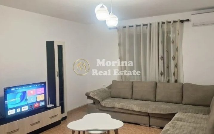Tirane, jepet me qera apartament 1+1 Kati 4, 56 m² 450 € (Ali Demi)