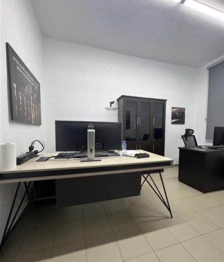 Tirane, shitet Kati 1, 24 m² 82.000 € (VASIL SHANTO)