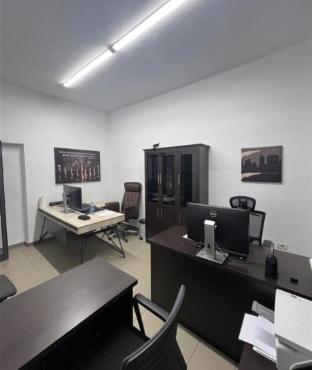 Tirane, shitet Kati 1, 24 m² 82.000 € (VASIL SHANTO)