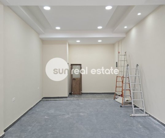 Shkoder, jepet me qera ambjent biznesi Kati 0, 41 m² (AFER TRUMES)