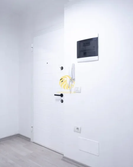 Tirane, jepet me qera apartament 2+1 , 90 m² 1.000 € 