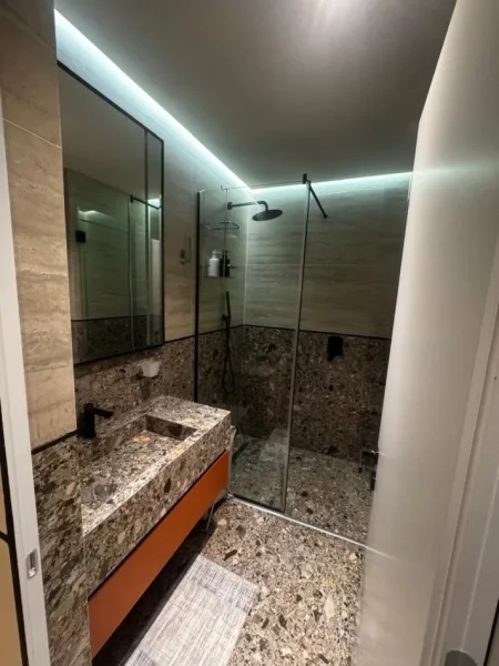 Tirane, shitet GARSONIERE MODERNE Kati 3, 35 m² 140.000 € (RRUGA SIRI KODRA)