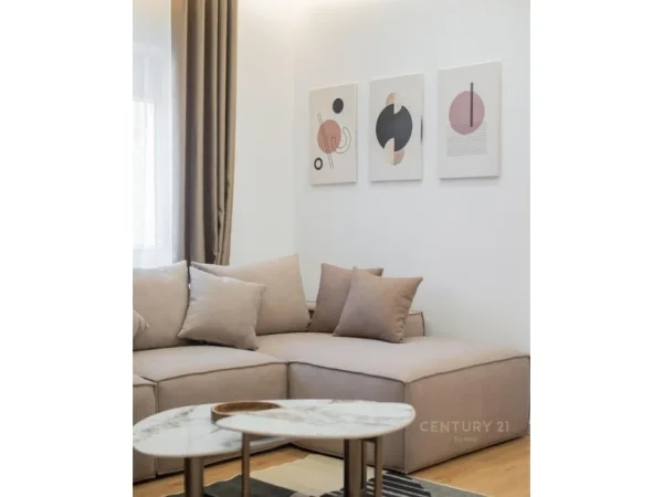 Tirane, jepet me qera apartament 1+1 Kati 3, 65 m² 600 € (Rruga e Elbasanit)