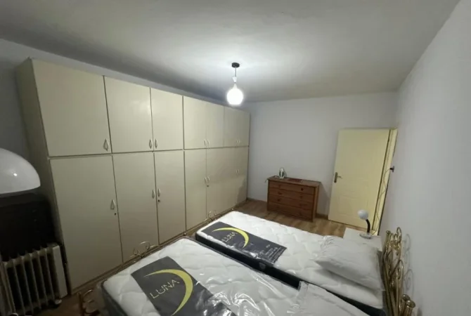 Tirane, jepet me qera apartament 2+1 Kati 5, 72 m² 500 € (Rruga Xhanfize Keko)