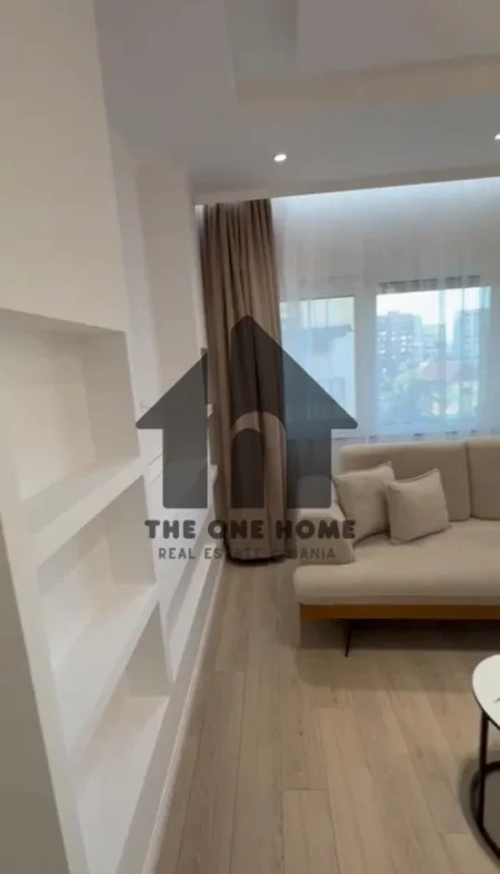 Tirane, jepet me qera apartament 2+1+Ballkon Kati 3, 102 m² 1.000 € (Myslym Shyre)