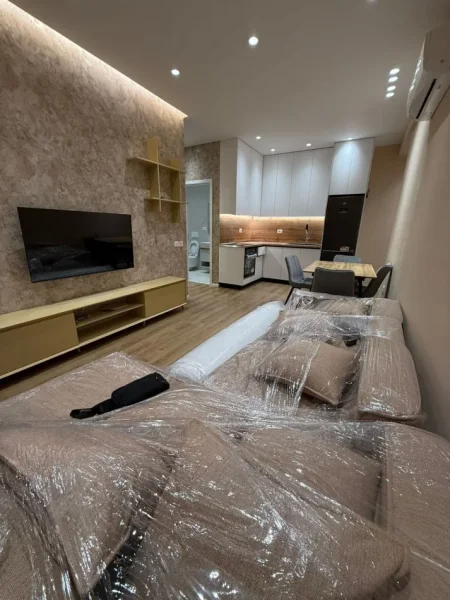 Tirane, jepet me qera apartament 1+1+Ballkon Kati 2, 60 m² 450 € (Rruga Dalip Topi)