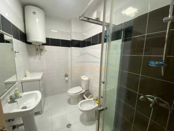 Tirane, jepet me qera apartament 2+1+Ballkon Kati 5, 100 m² 650 € (Don Bosko)