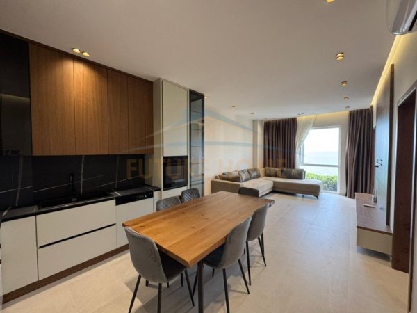 Durres, shitet apartament 2+1+Ballkon Kati 5, 92 m² 210.000 € (Mali i Robit)