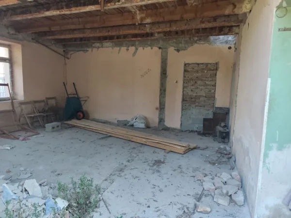 Shkoder, shitet shtepi 5+1 Kati 2, 1.000 m² (Arra Madhe)