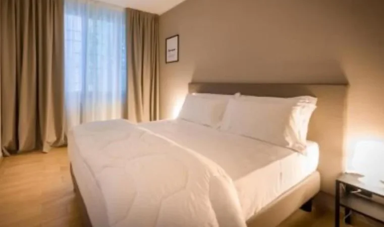 Tirane, jepet me qera apartament 1+1+Ballkon Kati 3, 65 m² 600 € (Medreseja e Tiranes)