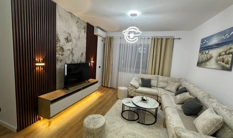 Tirane, shitet apartament 2+1 Kati 9, 95 m² 157.000 € (Astir)