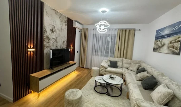 Tirane, shitet apartament 2+1 Kati 9, 95 m² 157.000 € (Astir)