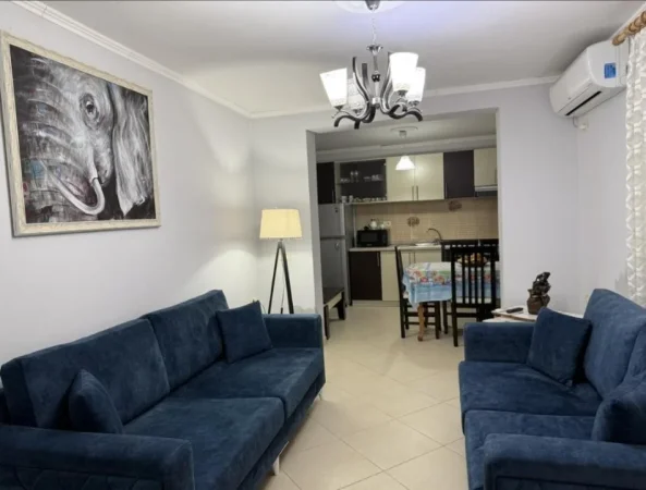 Tirane, jepet me qera apartament 1+1 Kati 7, 60 m² (Tek Kompleksi Fratari, Astir)