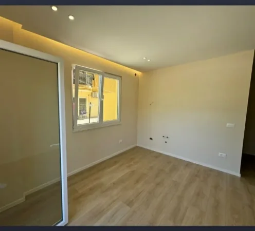 Durres, shitet apartament+verande | Penthouse 1+1+Aneks+Ballkon Kati 5, 86 m² 90.000 € 