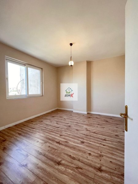 Durres, shitet apartament 1+1+Aneks+Ballkon Kati 4, 70 m² 75.000 € 