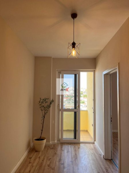 Durres, shitet apartament 1+1+Aneks+Ballkon Kati 4, 70 m² 75.000 € 