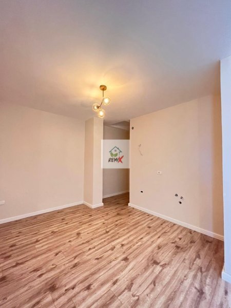 Durres, shitet apartament 1+1+Aneks+Ballkon Kati 4, 70 m² 75.000 € 