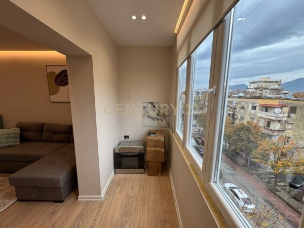 Tirane, shes apartament 1+1 Kati 4, 34 m² 108.000 € (Rruga e Barrikadave)