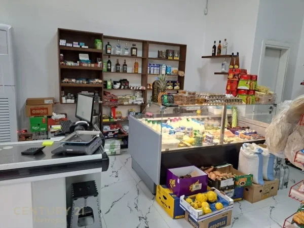 Tirane, shes ambjent biznesi Kati 1, 70 m² 60.000 € (Atsh)