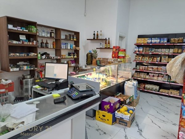 Tirane, shes ambjent biznesi Kati 1, 70 m² 60.000 € (Atsh)