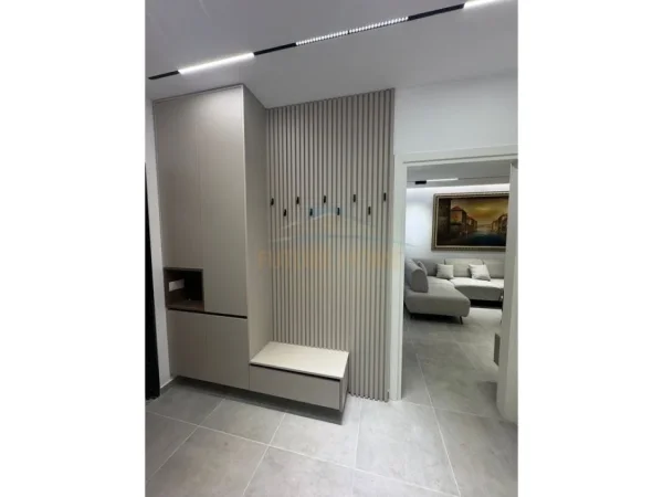 Tirane, shitet apartament 1+1+Aneks+Ballkon , (Rezidenca Oasis)