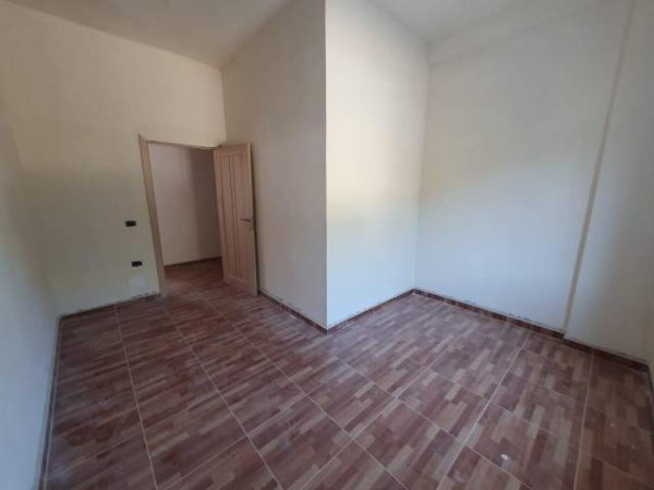 Vlore, shitet apartament 2+1 me pamje nga deti, 91 m², 94.000 Euro