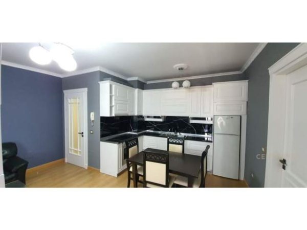 Tirane, jepet me qera apartament 2+1+BLK Kati 9, 70 m² 550 Euro (Zogu i Zi, Qatar Center)
